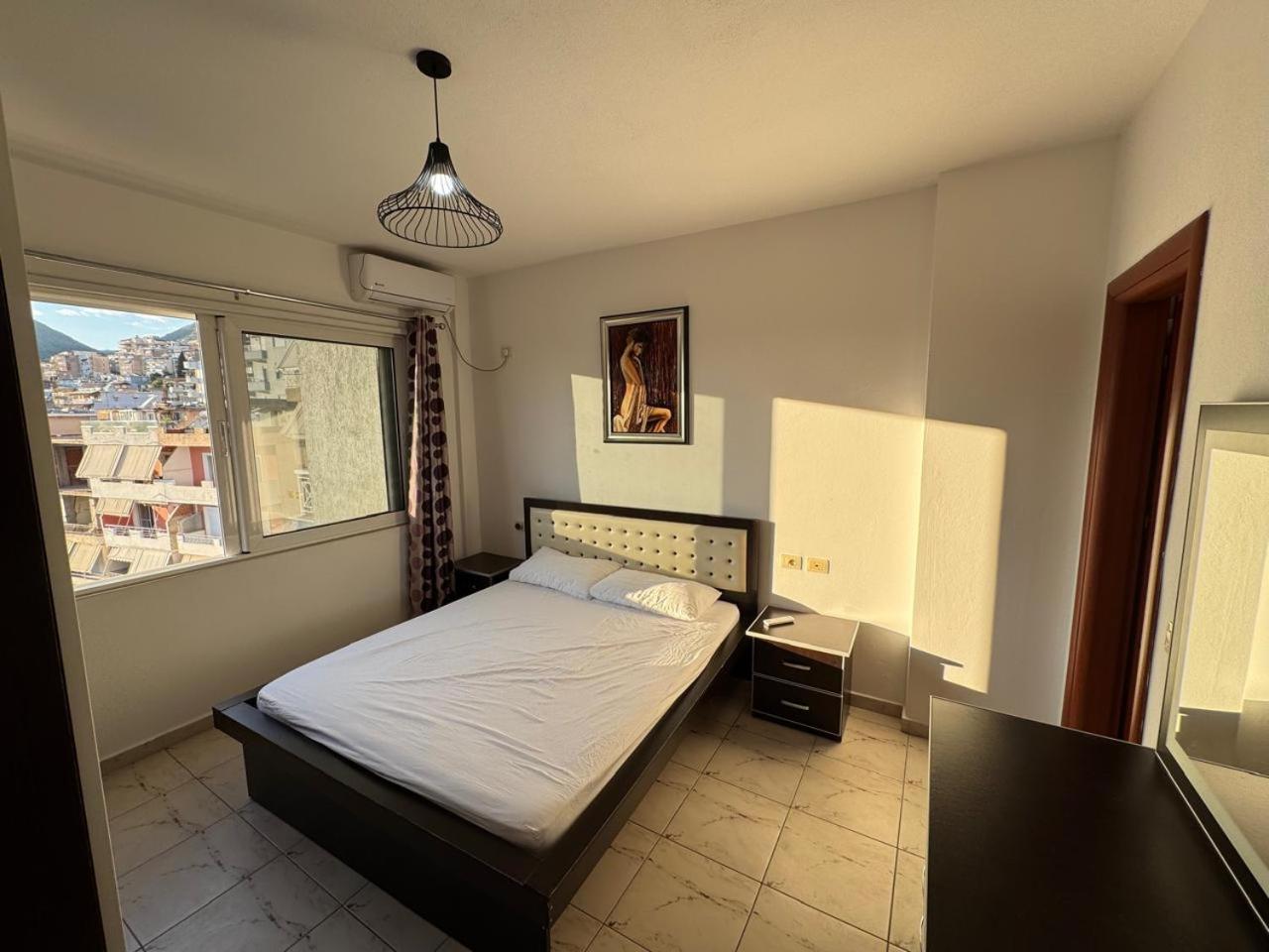 Apartment Beachfront 2 Bedrooms *