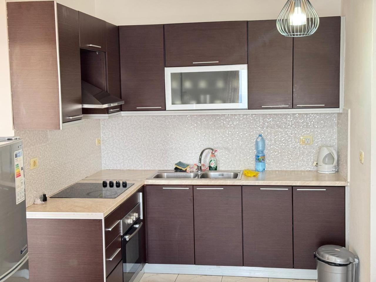 Apartment Beachfront 2 Bedrooms *